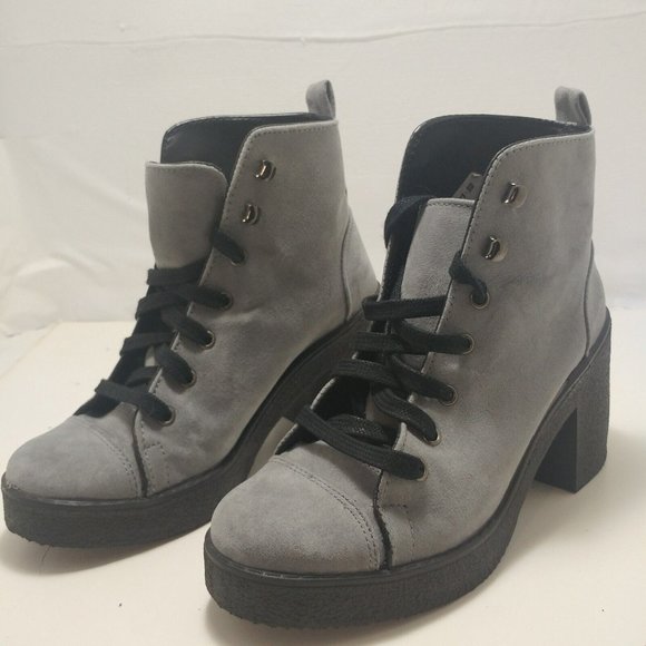 Top Shop Gray Suede Ankle Boots - Picture 2 of 5